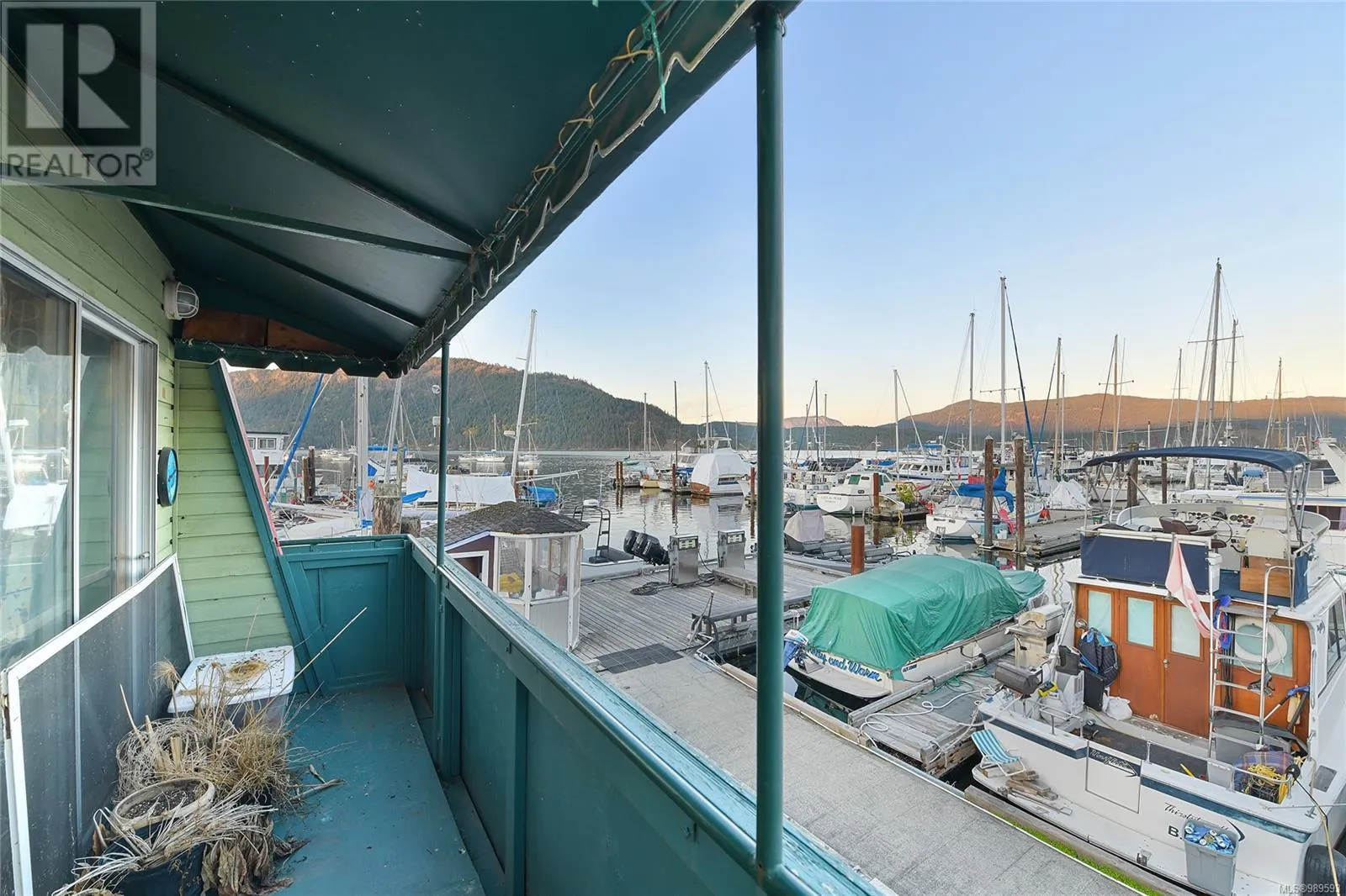 7 1745 Cowichan Bay Rd