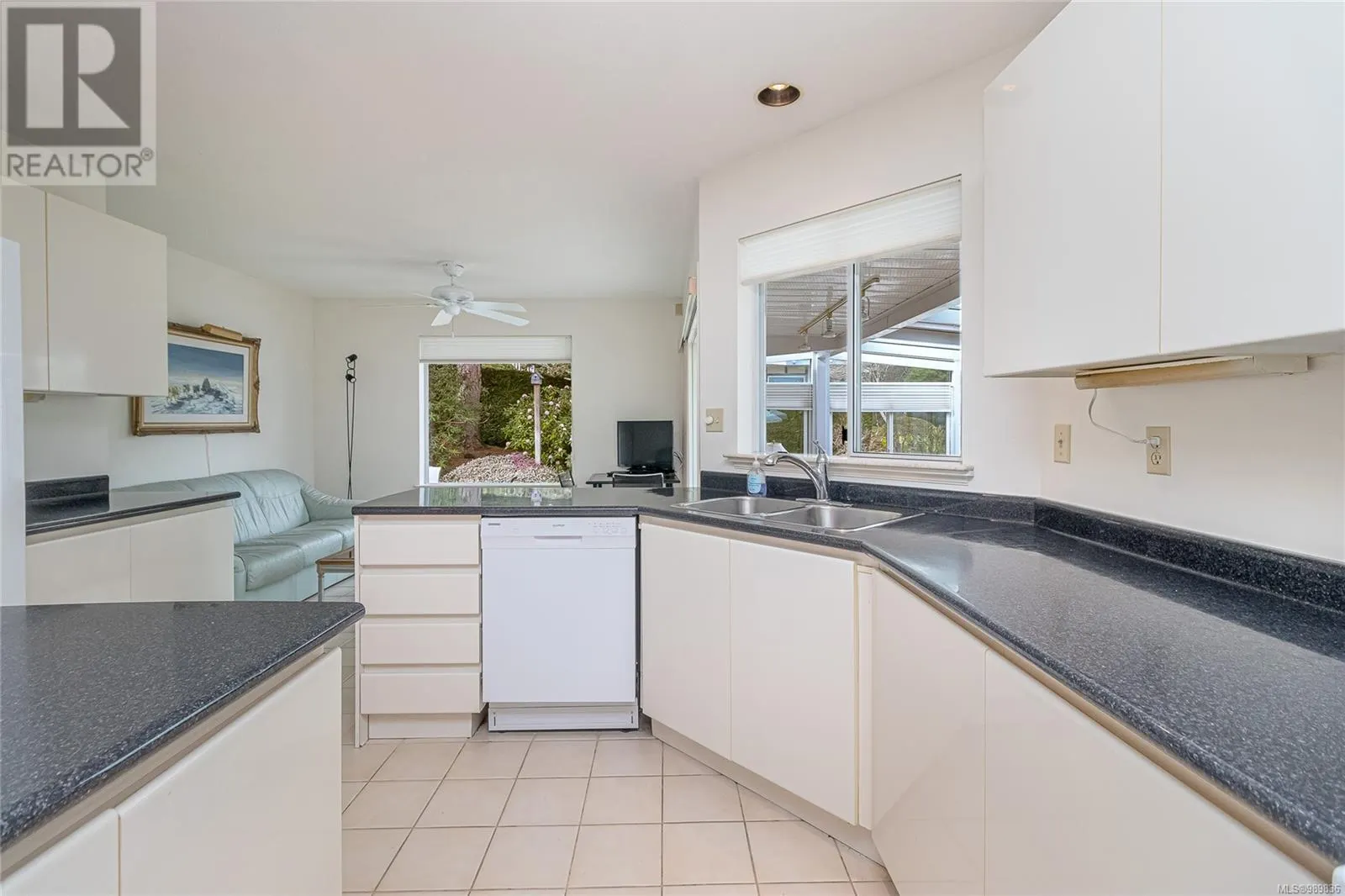 3716 Marine Vista