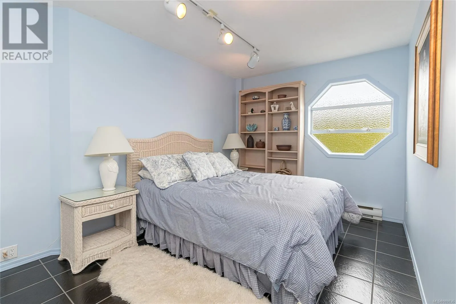 3716 Marine Vista