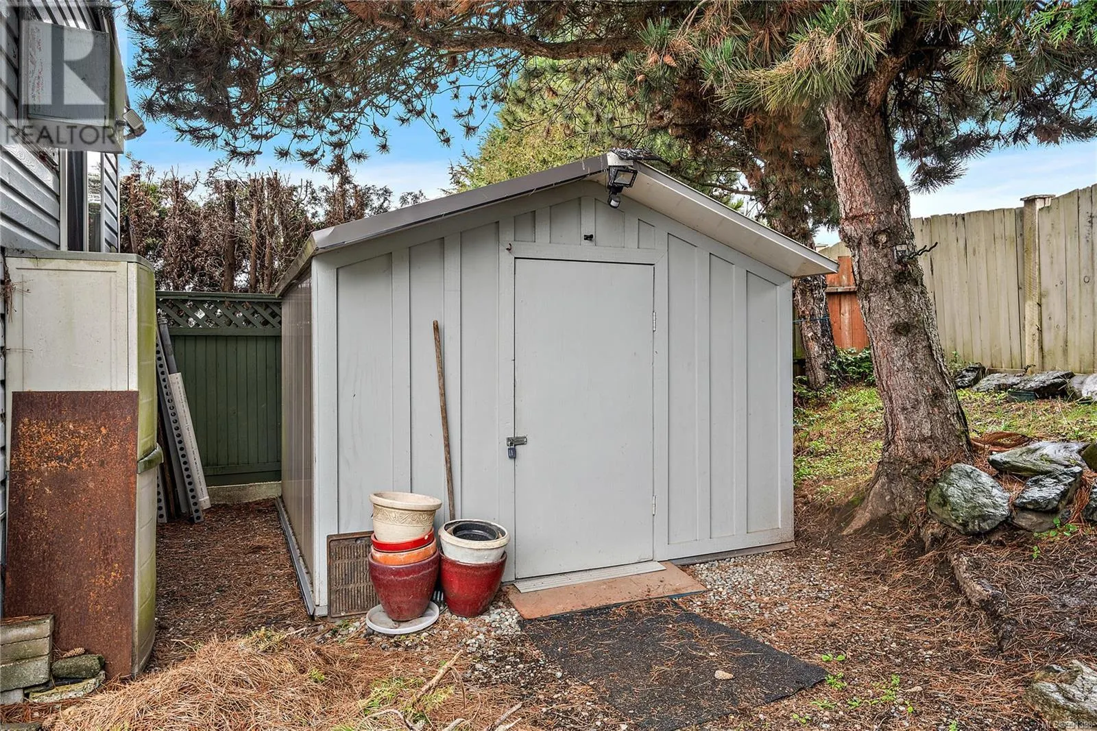 56 7583 Central Saanich Rd
