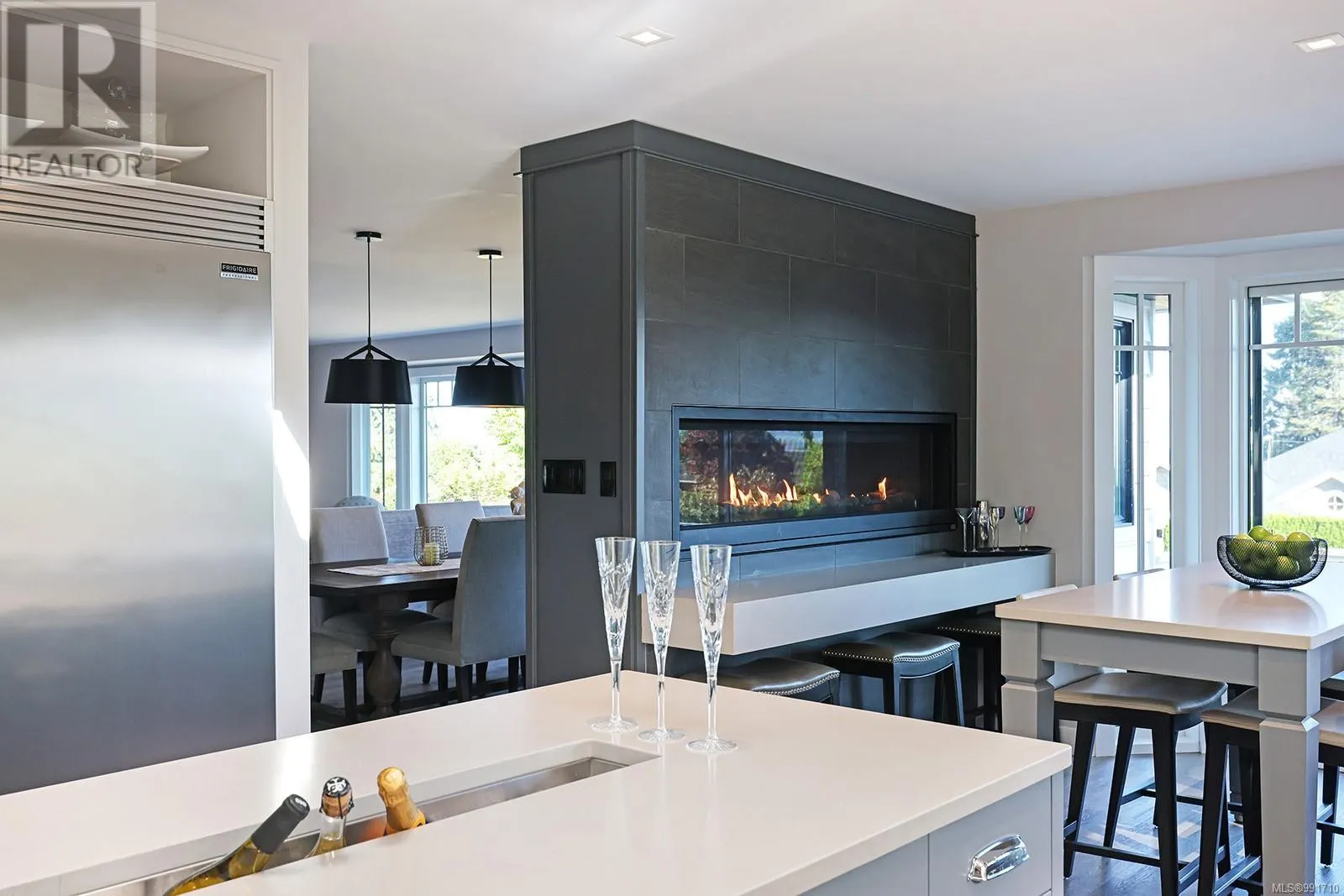 274 Crescent Rd W
