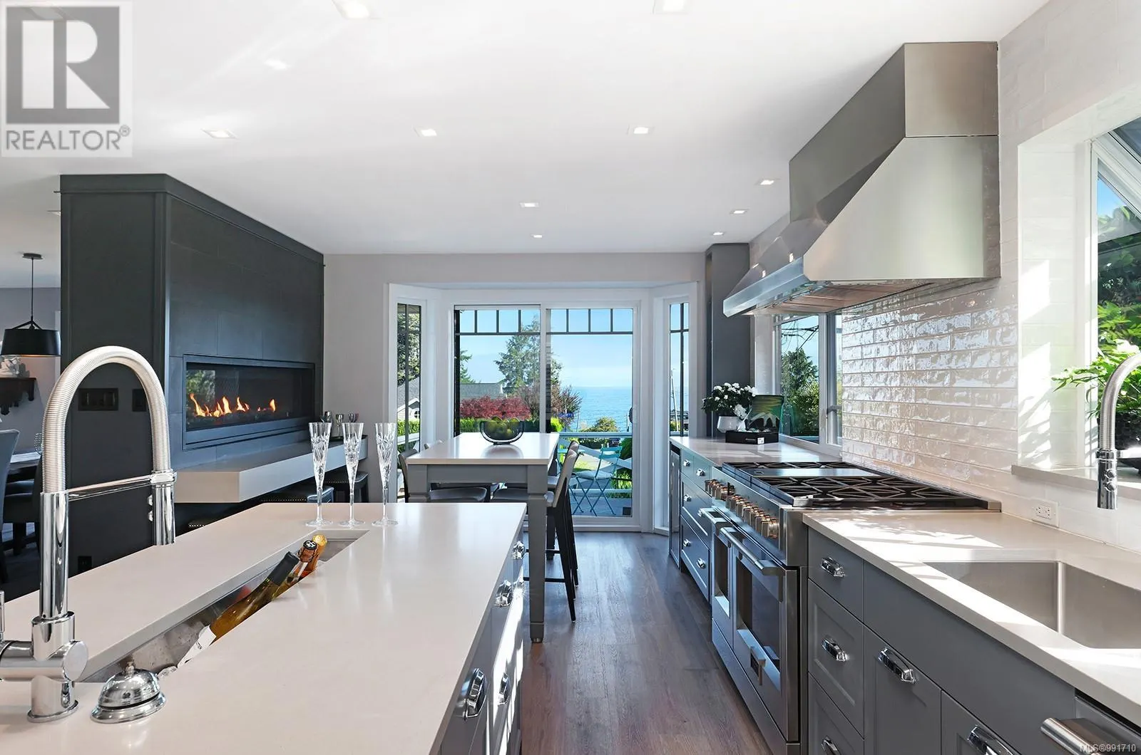 274 Crescent Rd W