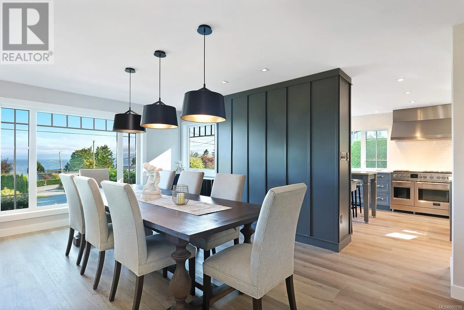 274 Crescent Rd W