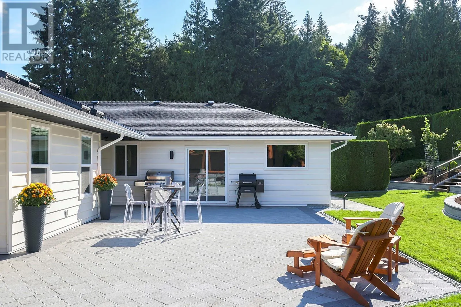 274 Crescent Rd W