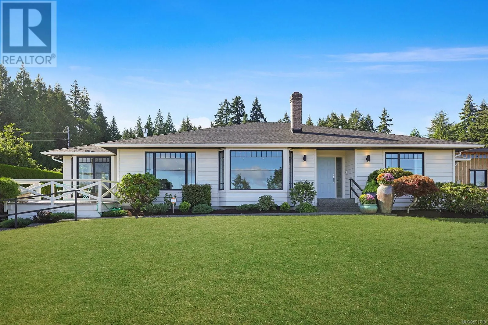 274 Crescent Rd W