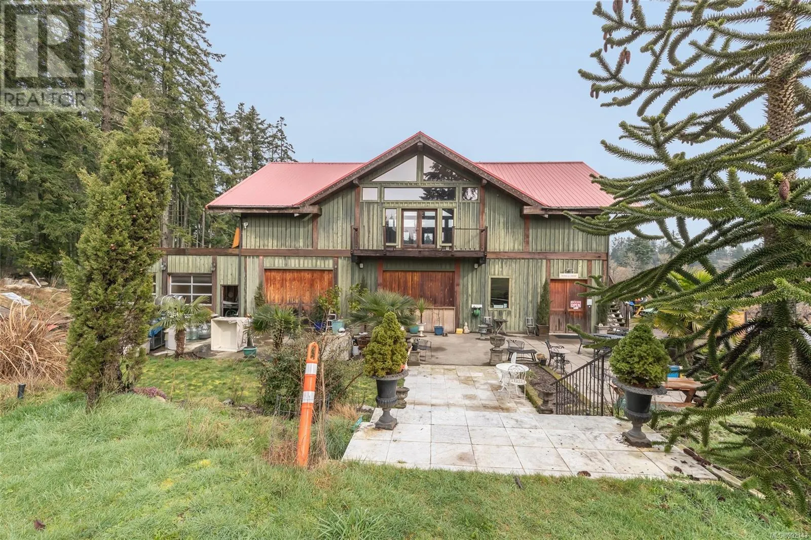 2300 East Wellington Rd