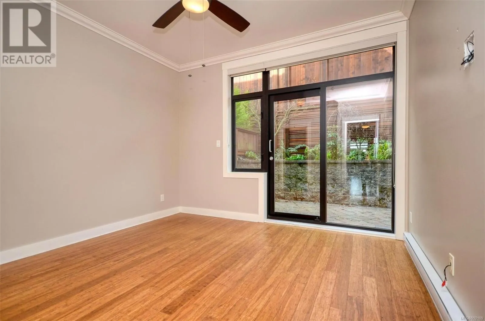 102 9820 Seaport Pl
