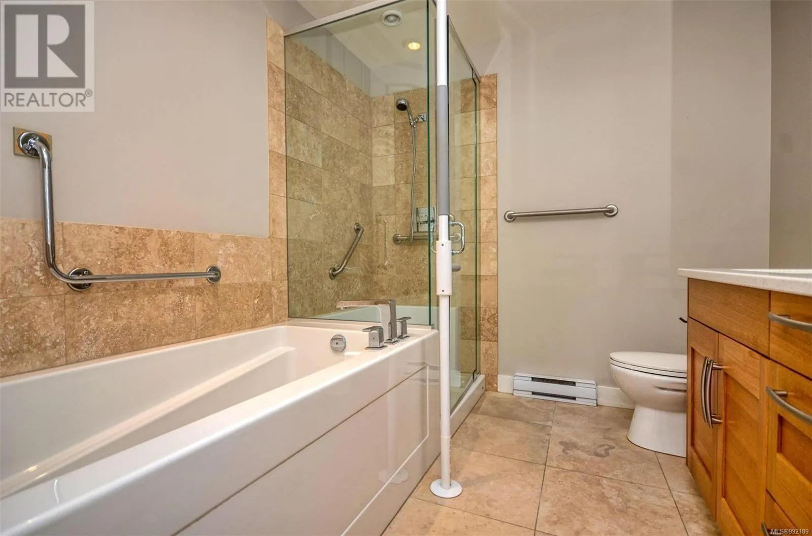 102 9820 Seaport Pl