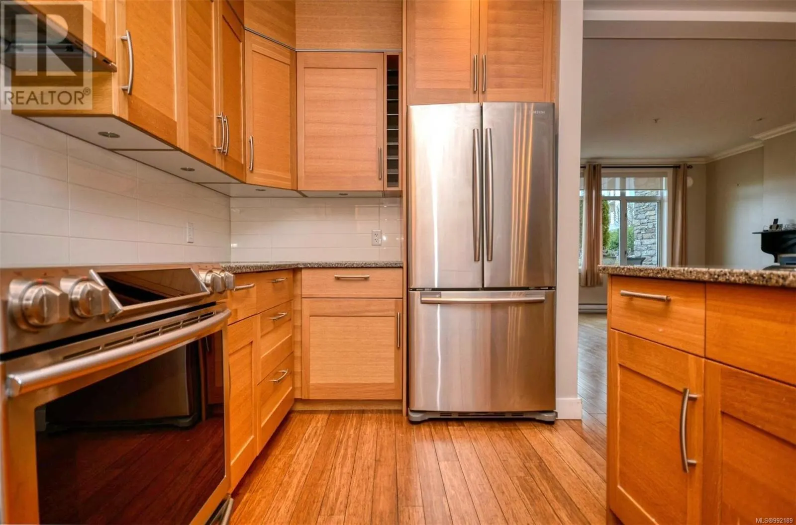 102 9820 Seaport Pl