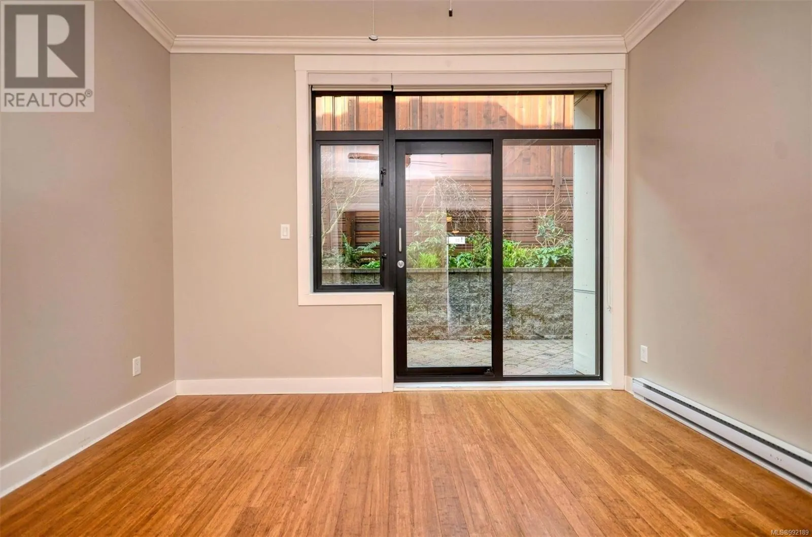 102 9820 Seaport Pl
