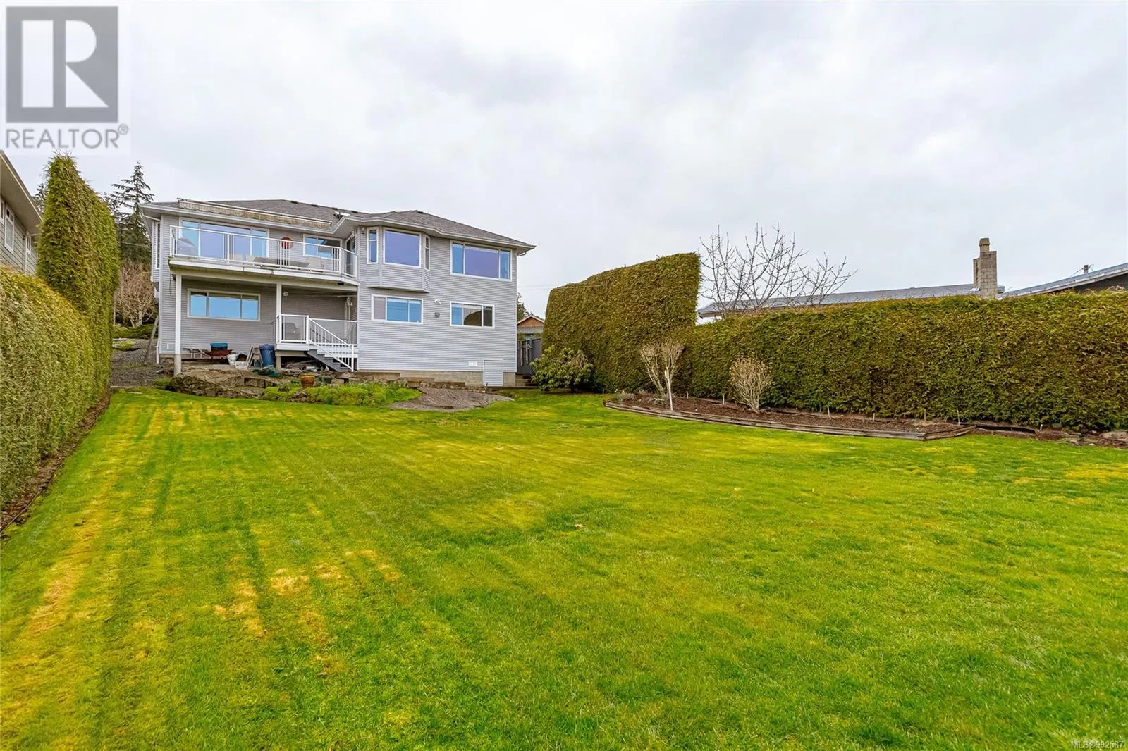 9939 Echo Hts