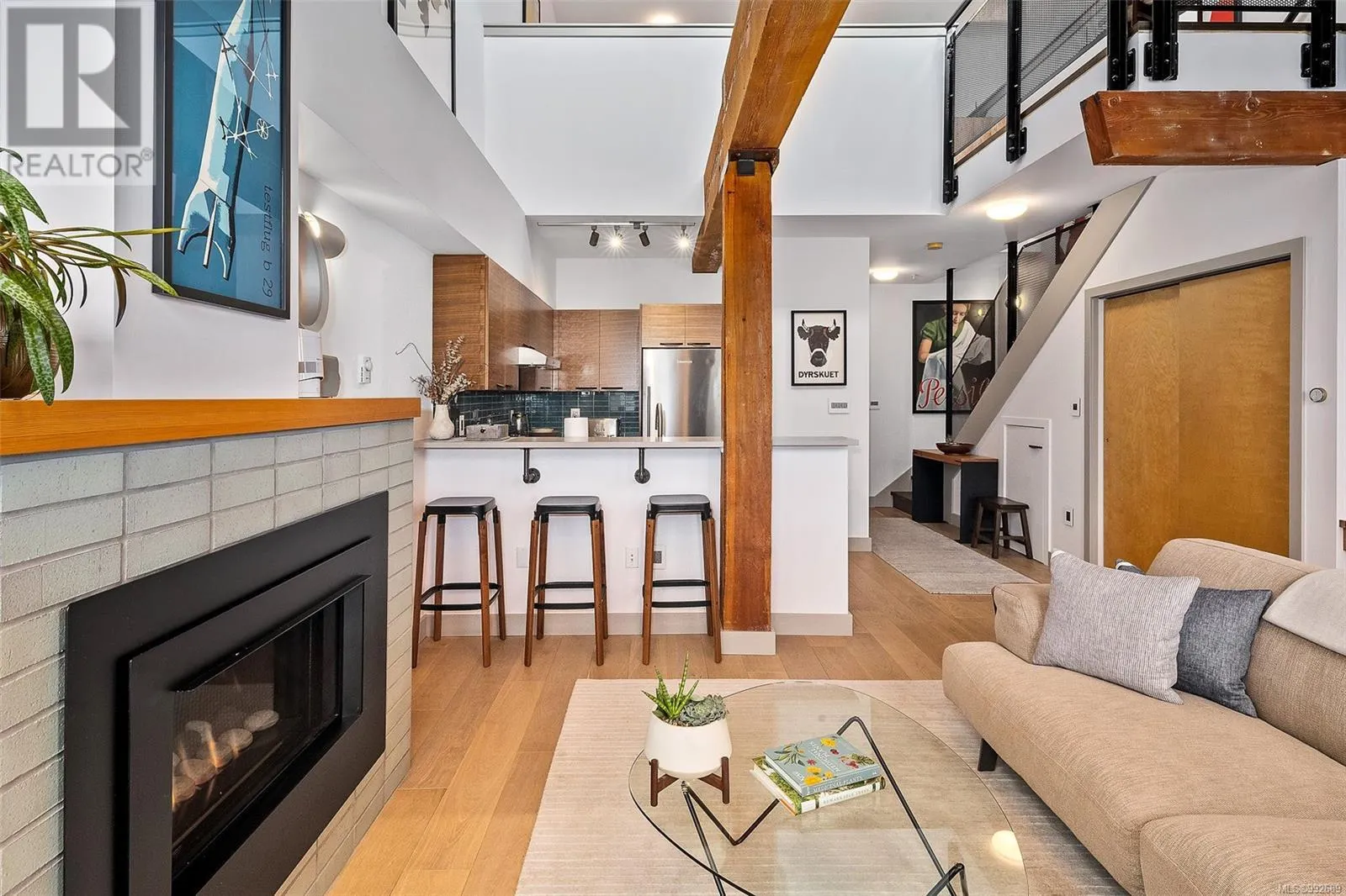 317 599 Pandora Ave
