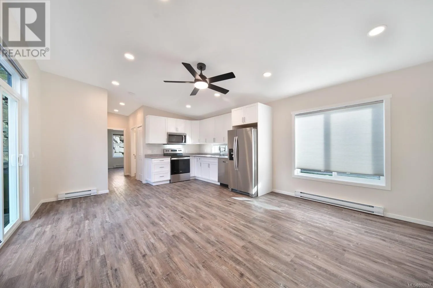 102 3499 Henry Rd