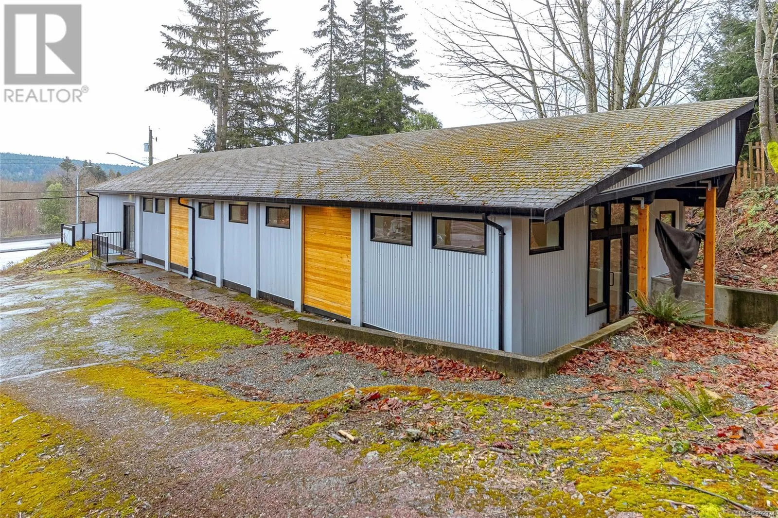 1134 Trans Canada Hwy