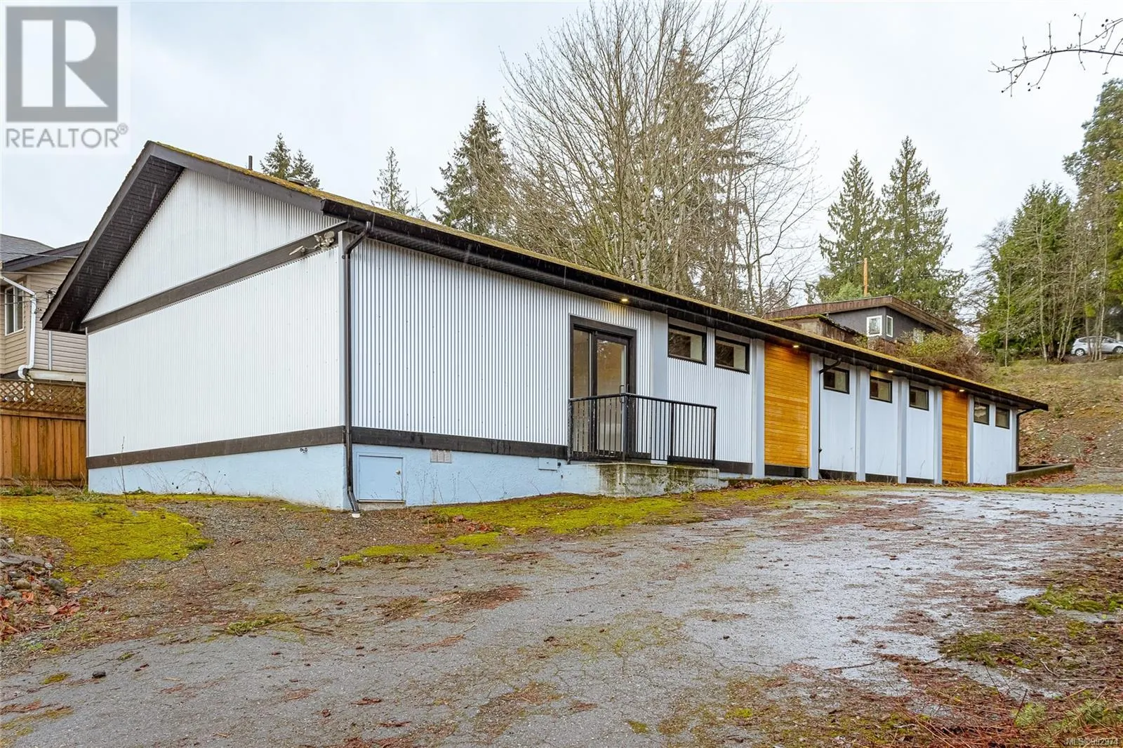 1134 Trans Canada Hwy