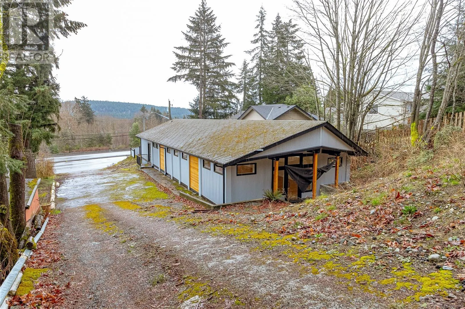 1134 Trans Canada Hwy