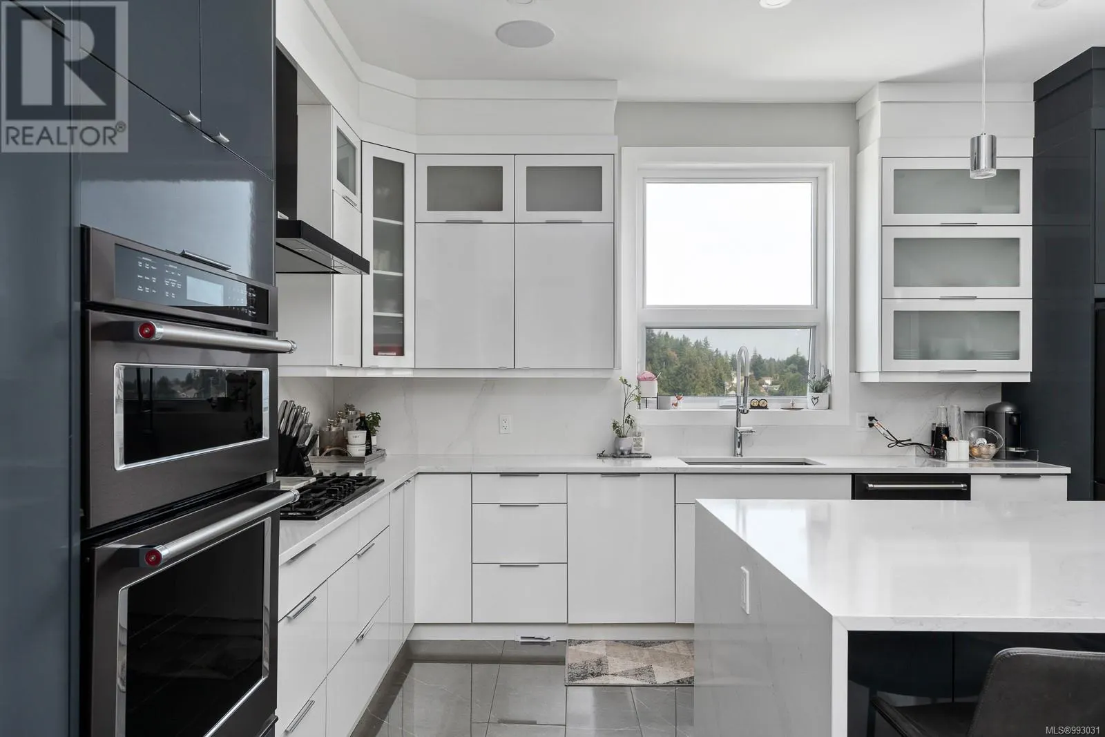 3630 Ridge View Terr