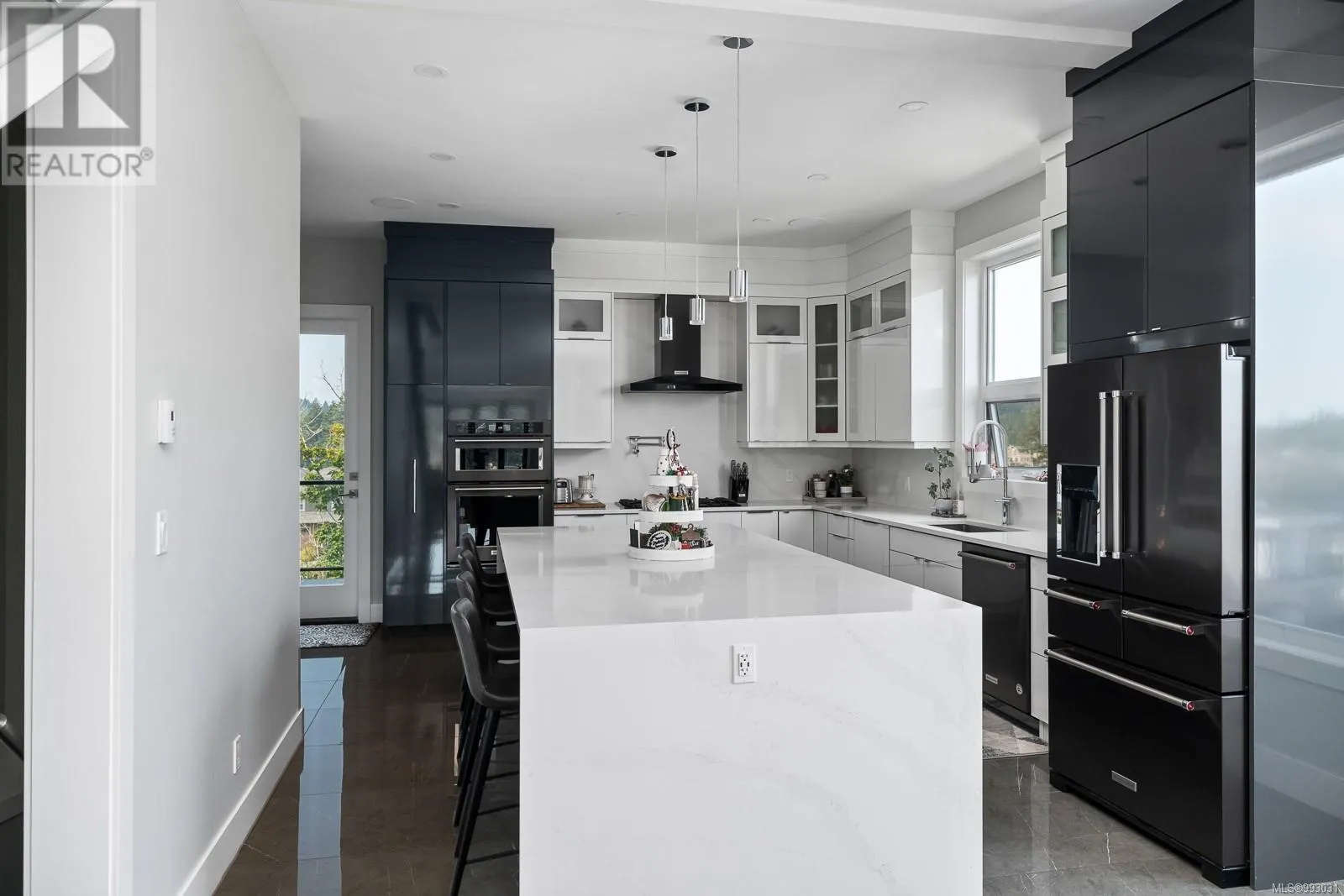 3630 Ridge View Terr