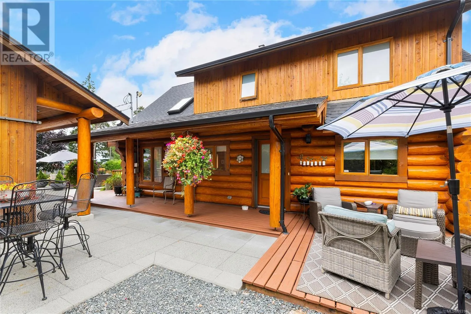 1904 Bonito Cres