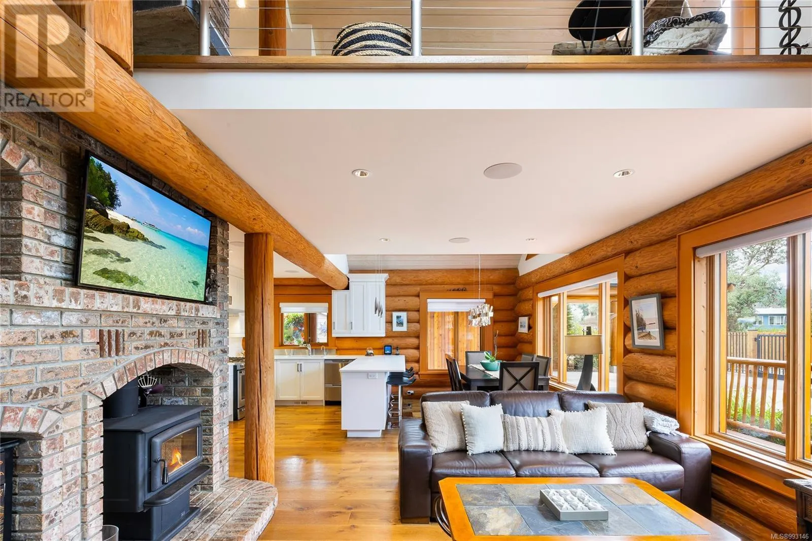 1904 Bonito Cres