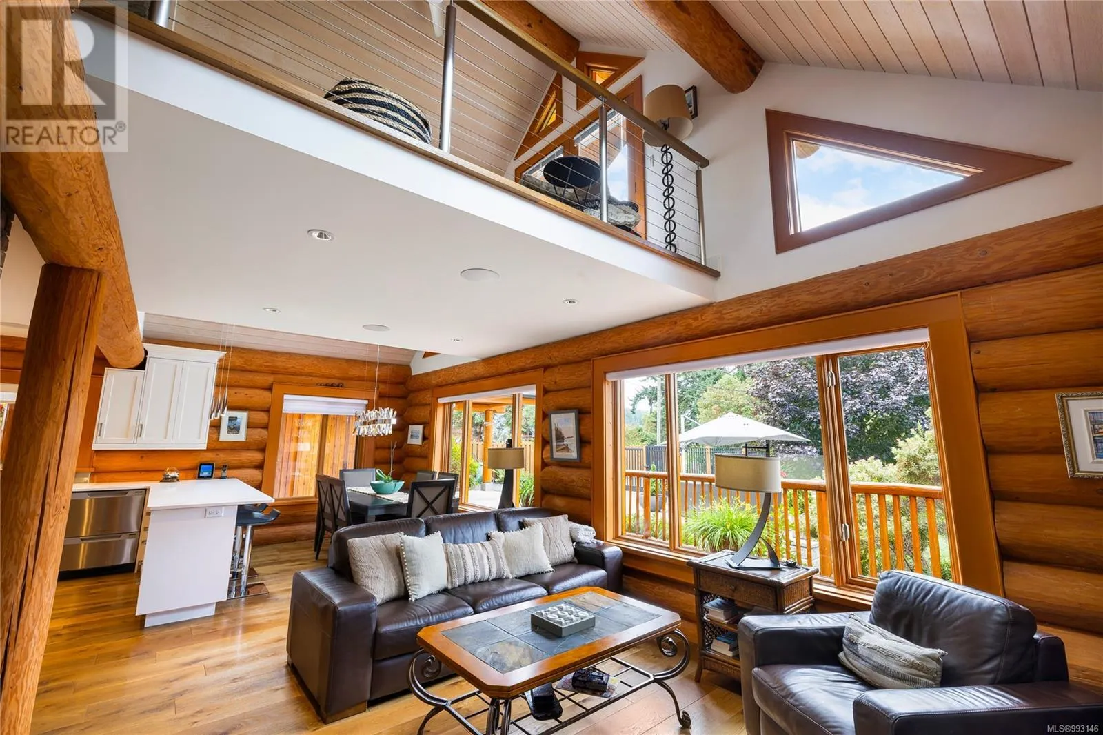 1904 Bonito Cres
