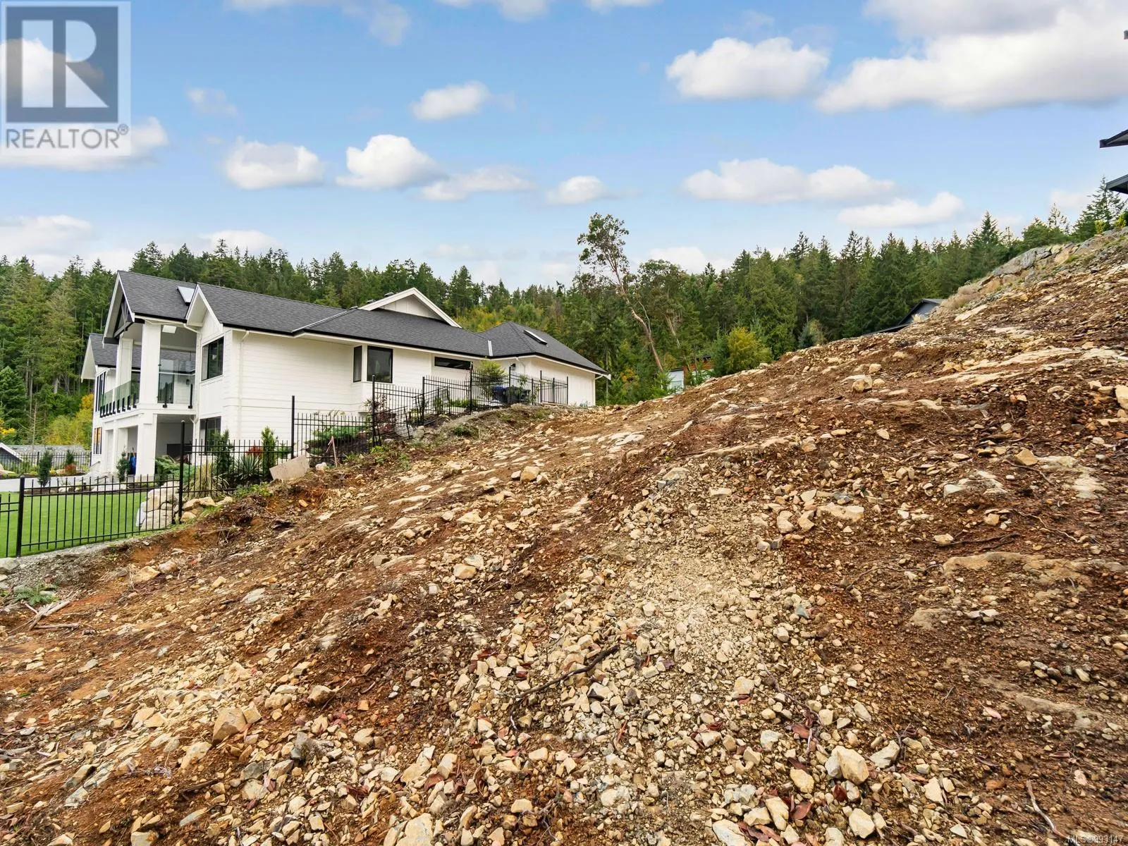 Lot C Tonnerre Way