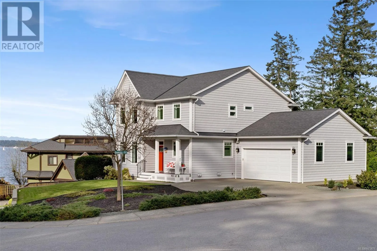 10123 Island View Close