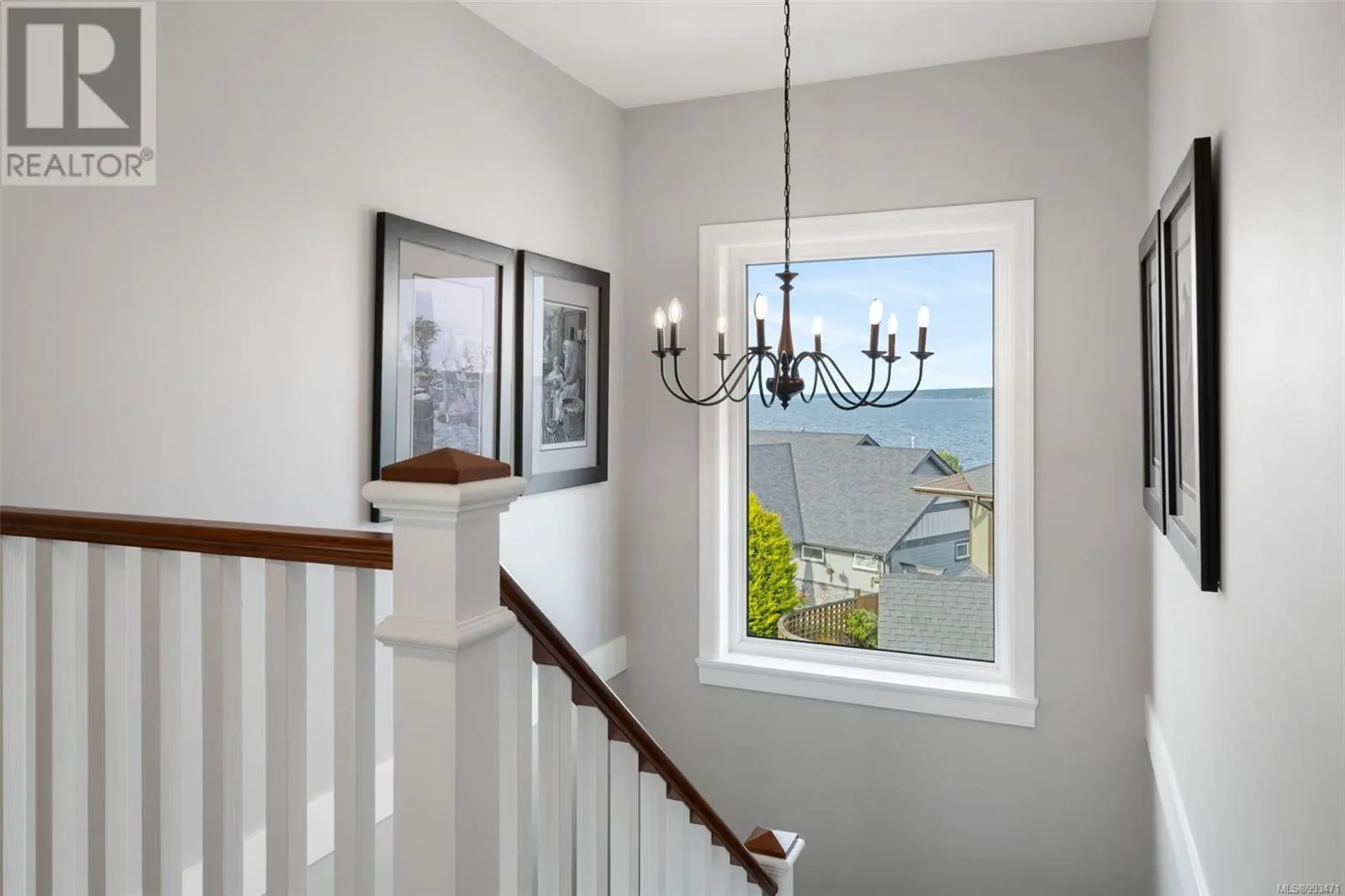 10123 Island View Close