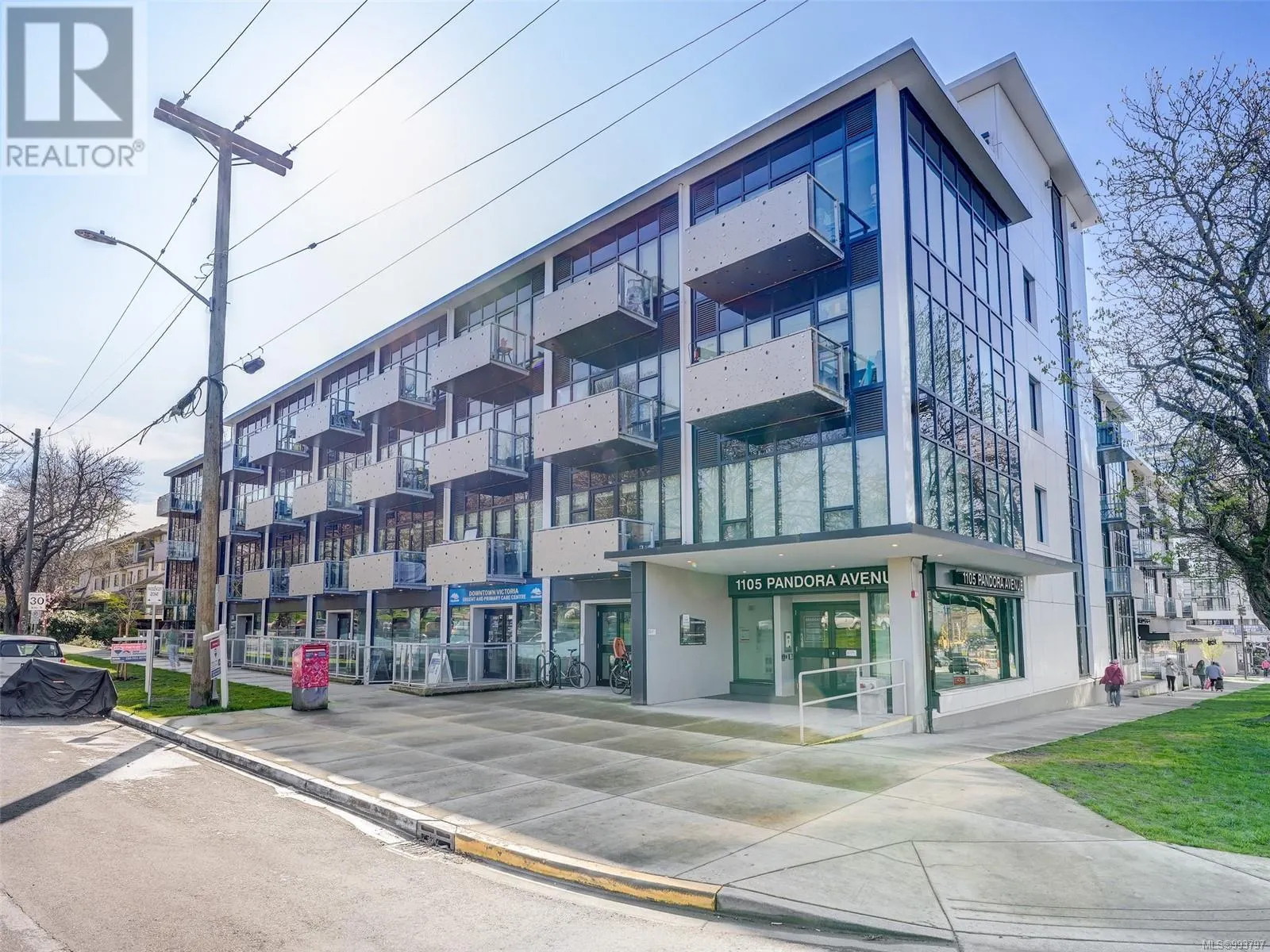 109 1105 Pandora Ave