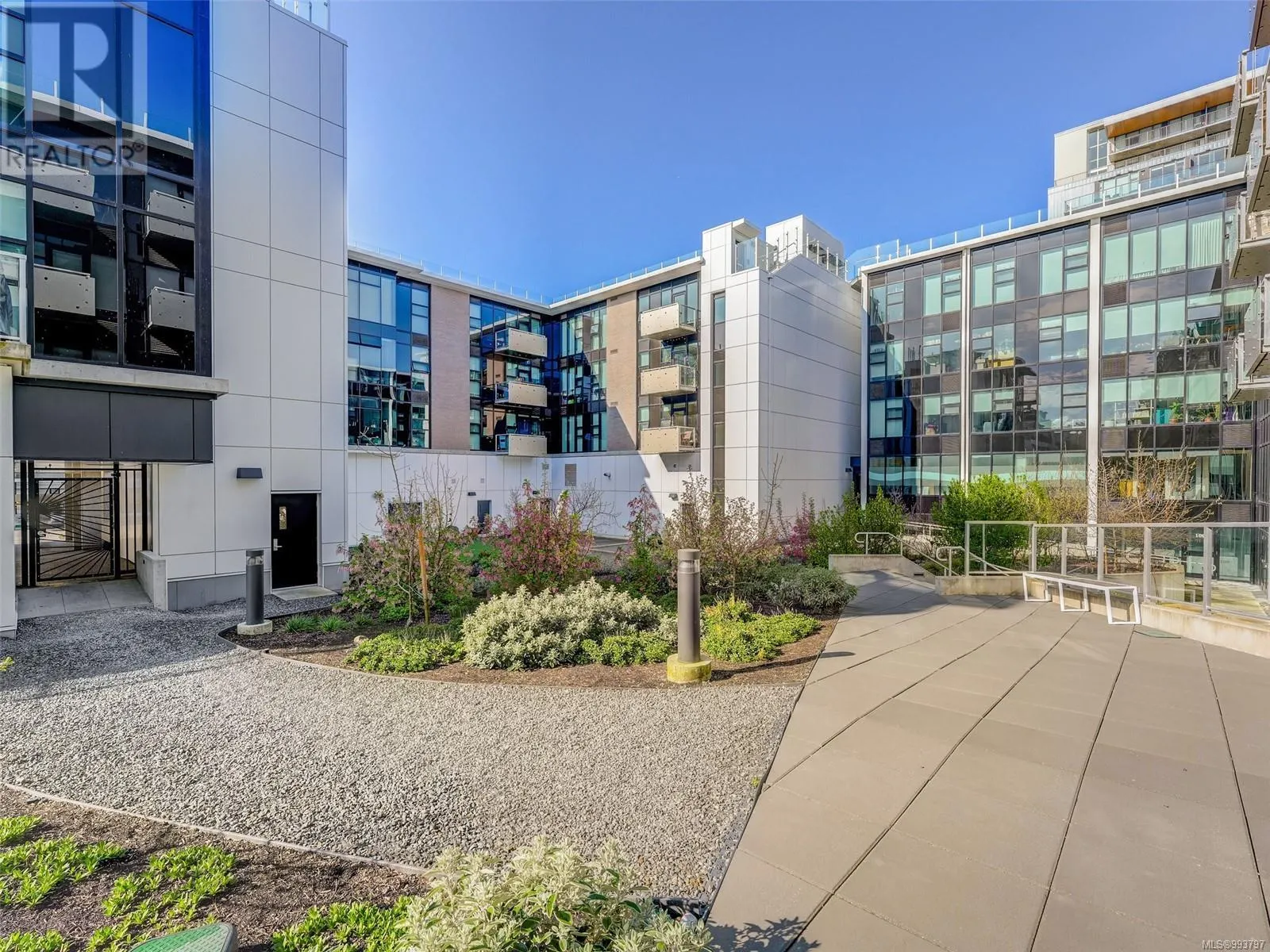 109 1105 Pandora Ave