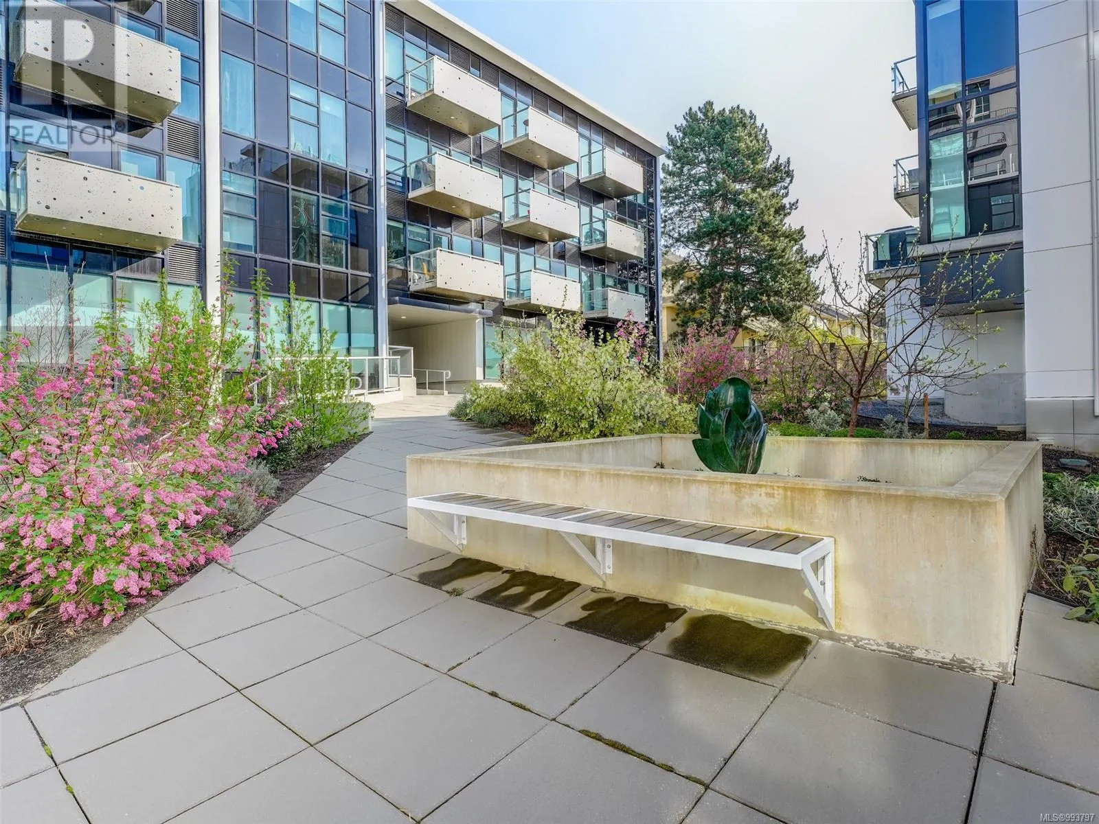 109 1105 Pandora Ave