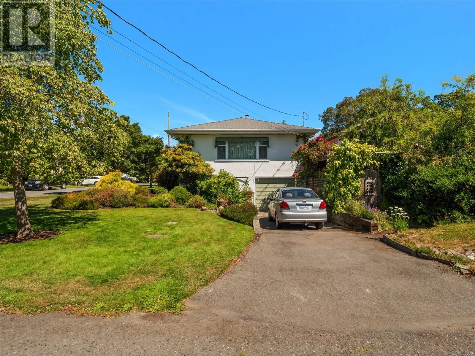 877 Island Rd