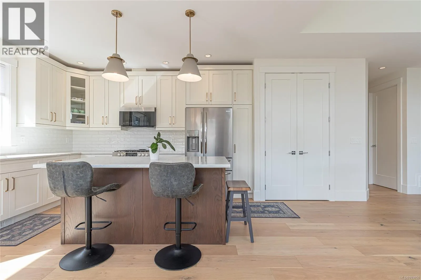 163 Cabot Crt