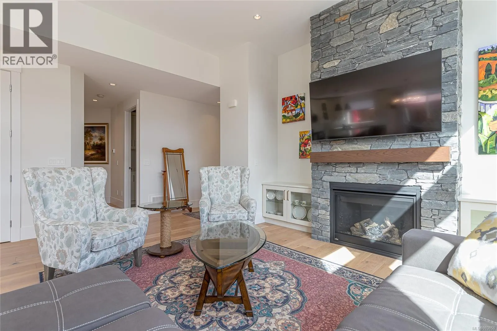 163 Cabot Crt