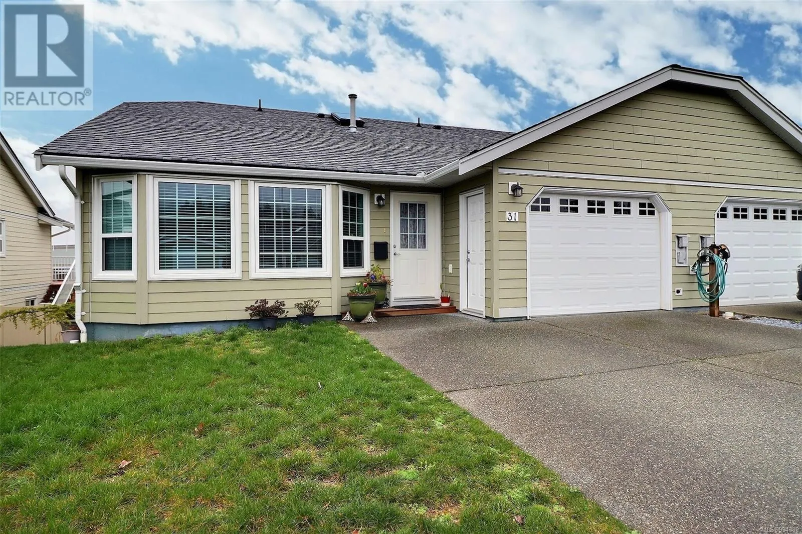 31 815 Dunsmuir Cres