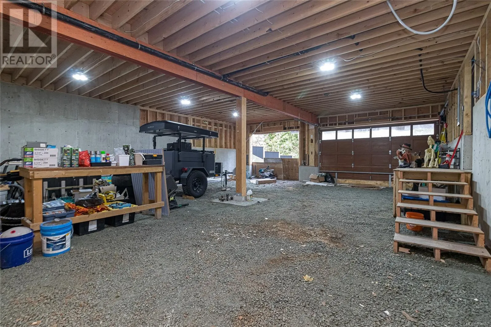 1077 Lands End Rd