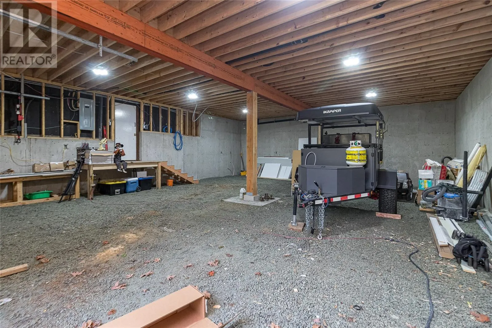 1077 Lands End Rd