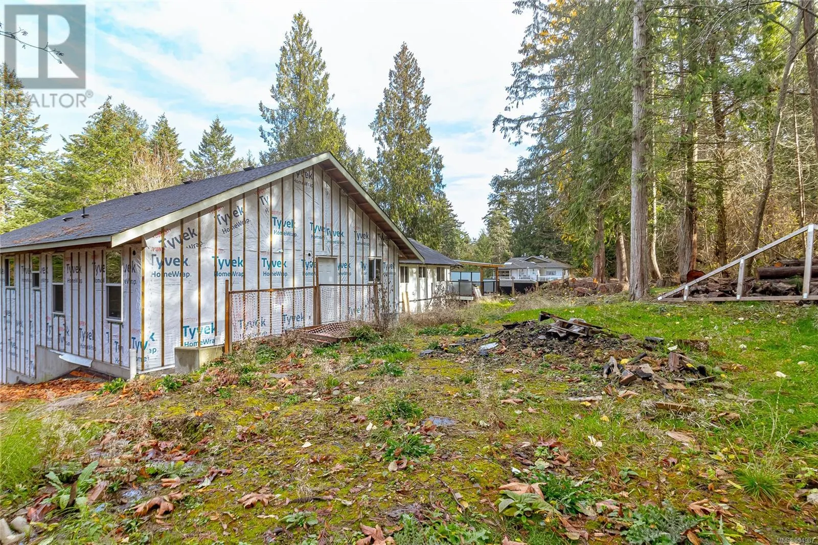 1077 Lands End Rd
