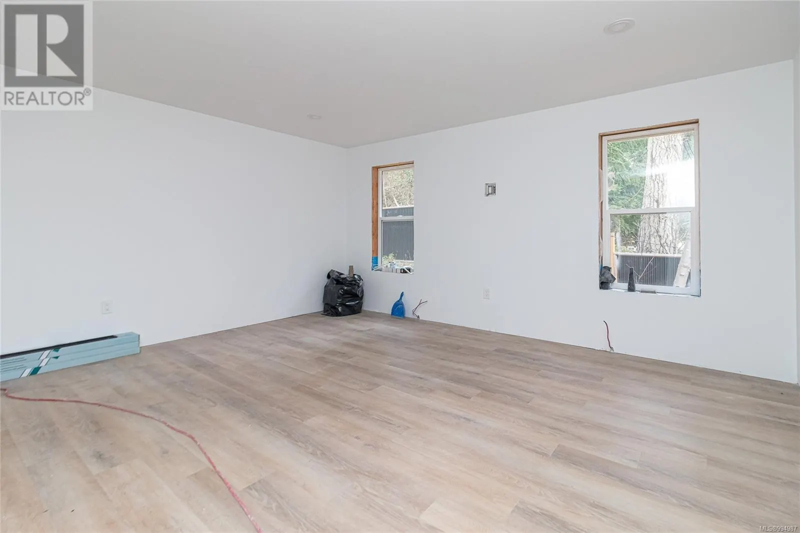1077 Lands End Rd