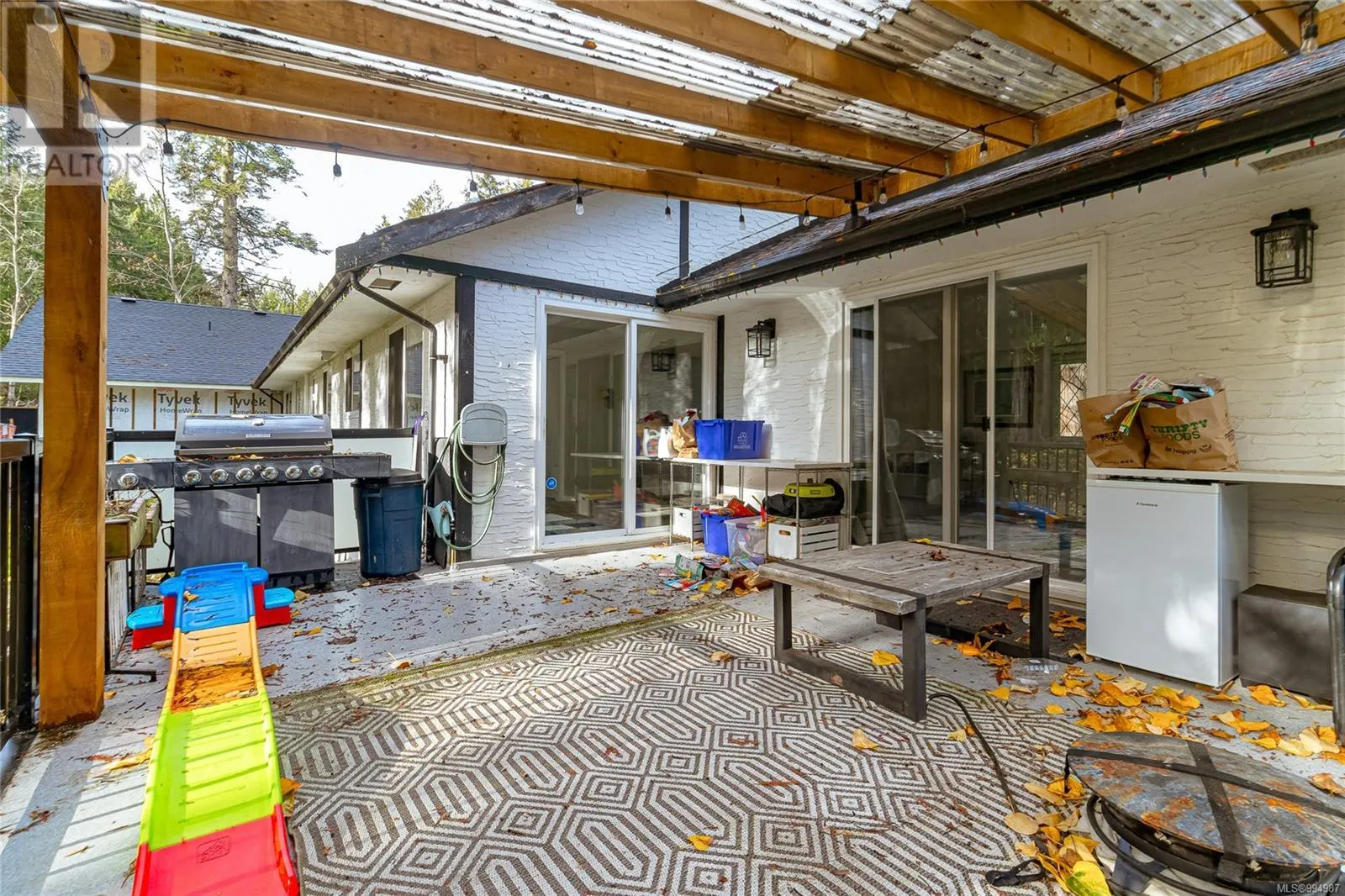 1077 Lands End Rd