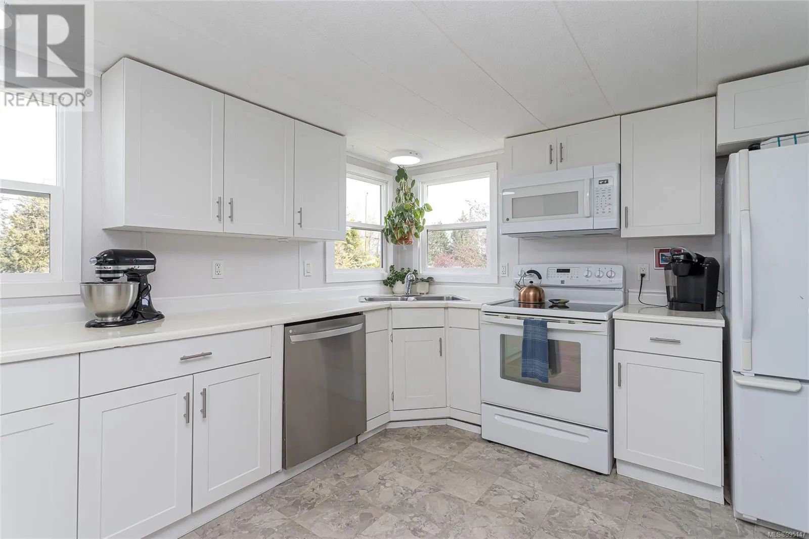 924 Kasba Cir