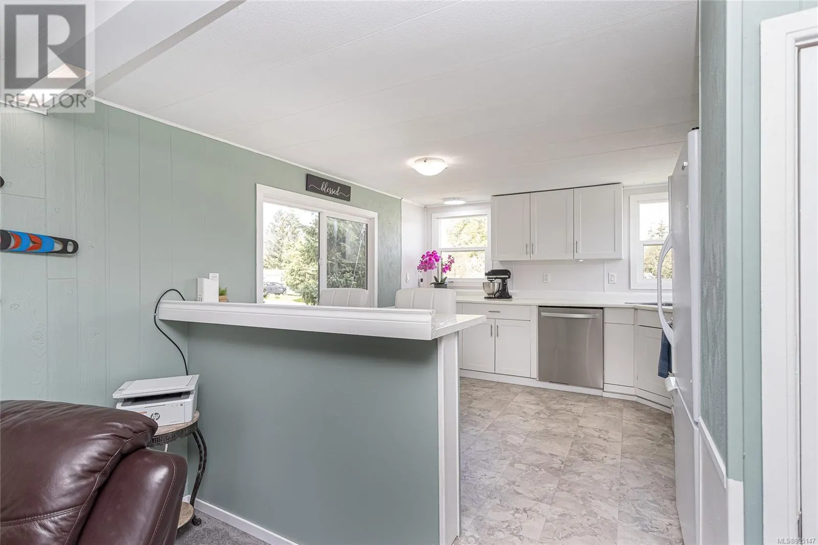 924 Kasba Cir