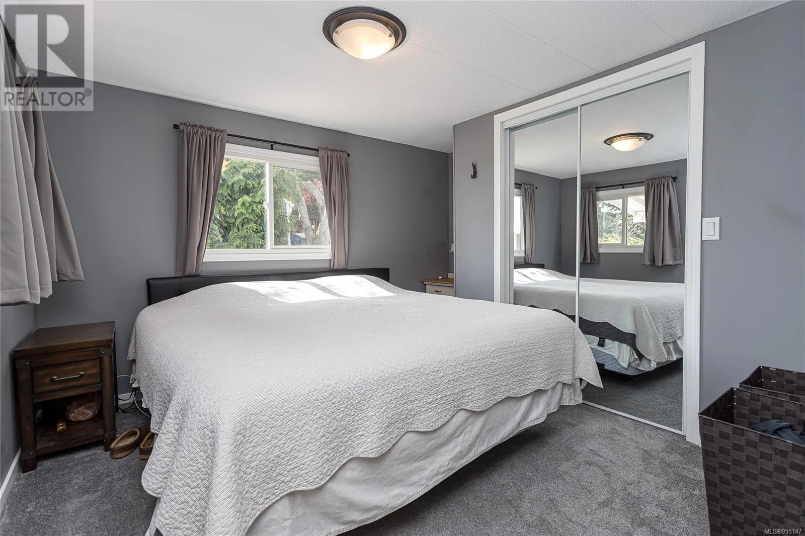 924 Kasba Cir