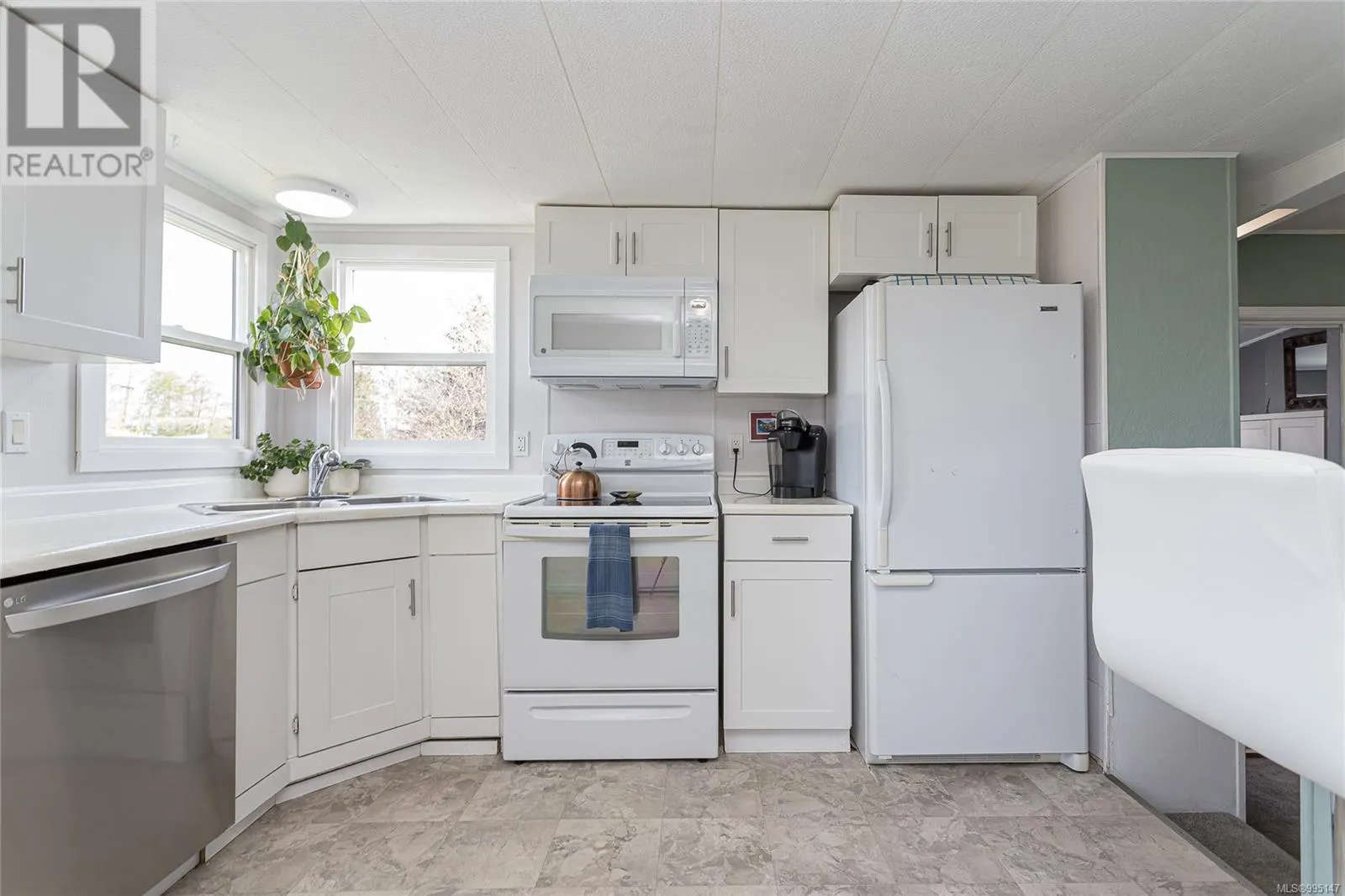 924 Kasba Cir