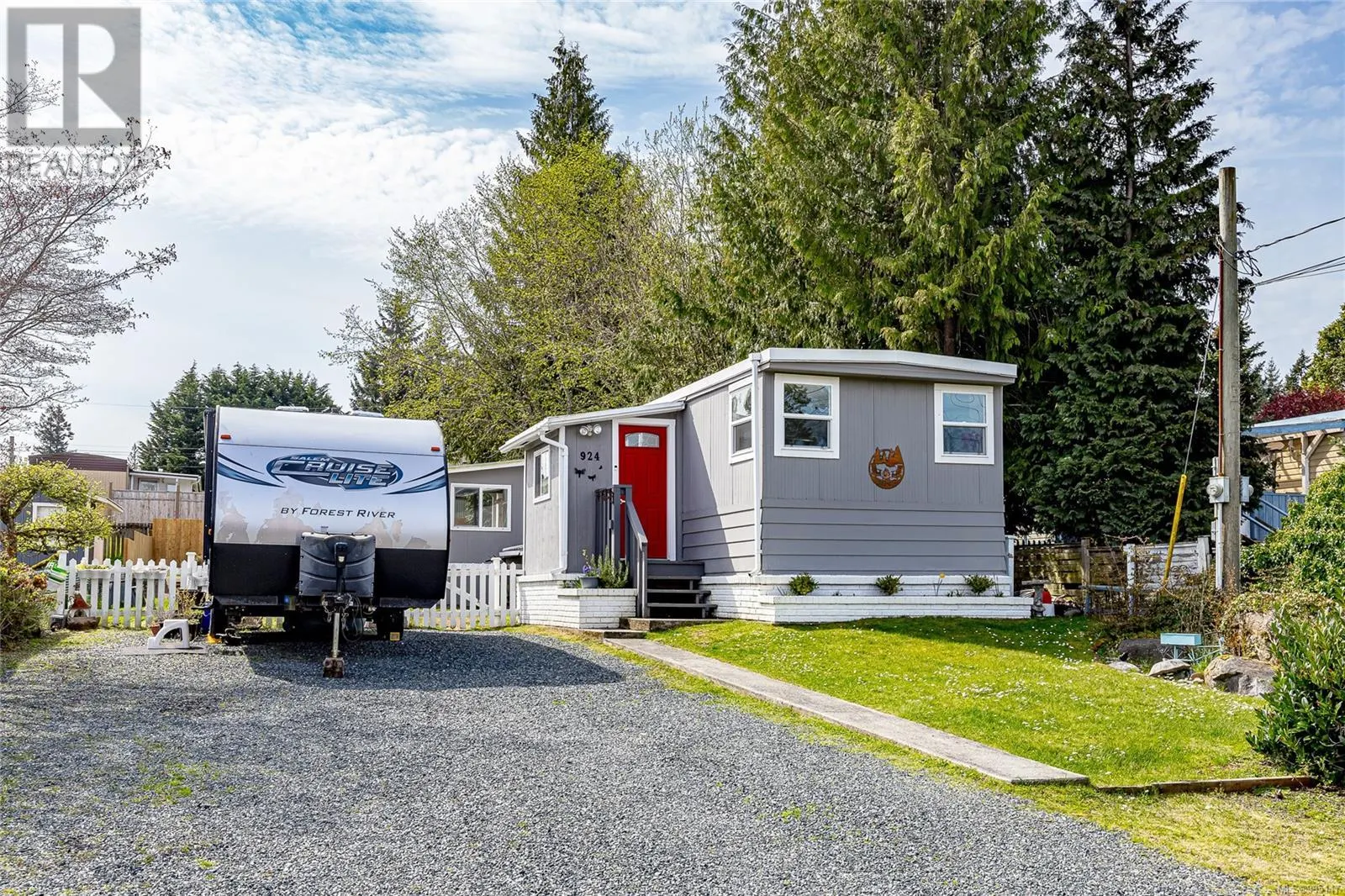 924 Kasba Cir