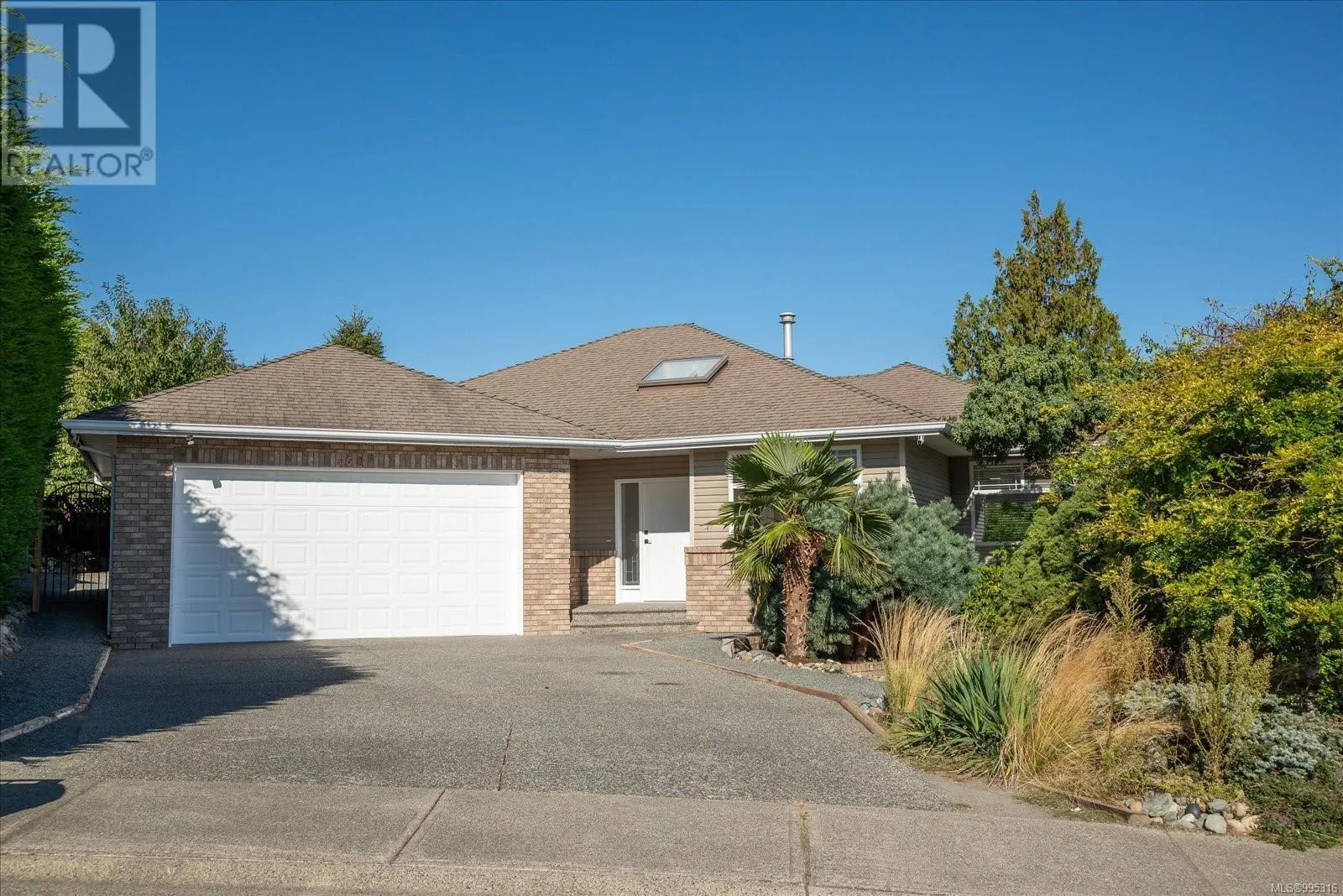 6608 Golden Eagle Way