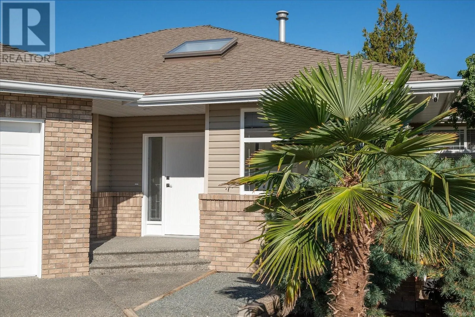 6608 Golden Eagle Way