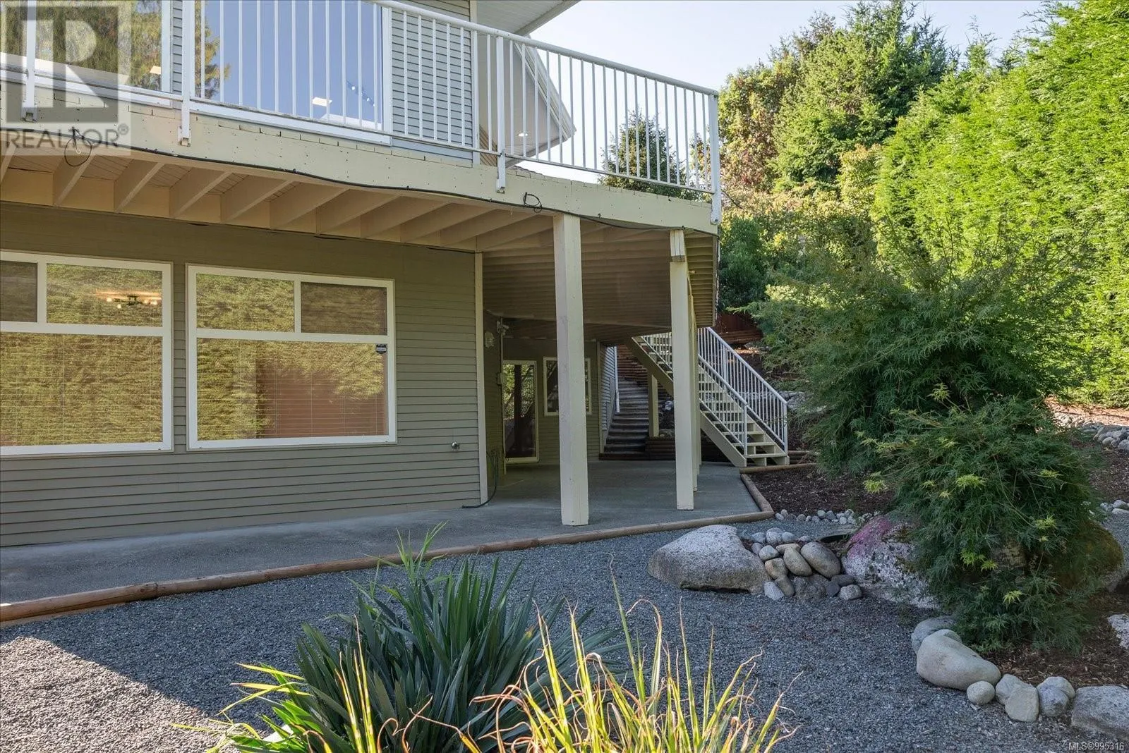 6608 Golden Eagle Way