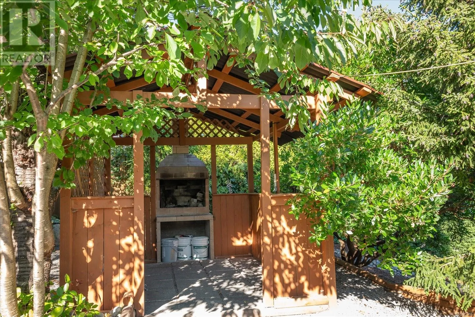 6608 Golden Eagle Way