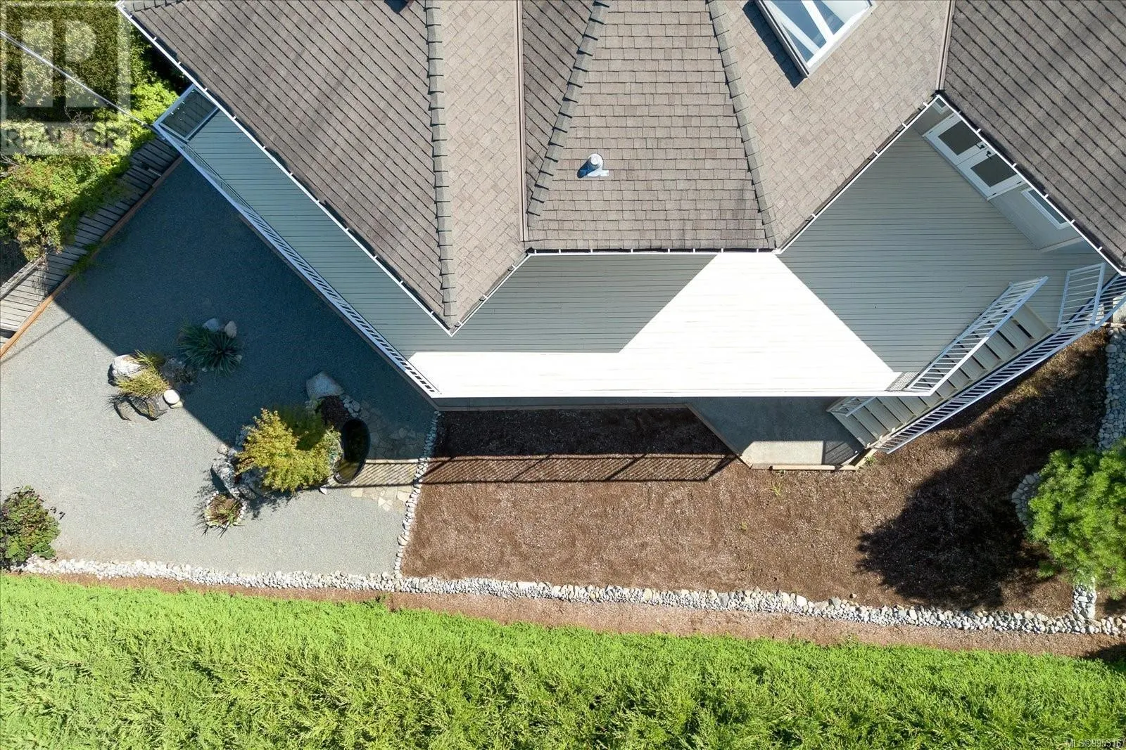 6608 Golden Eagle Way